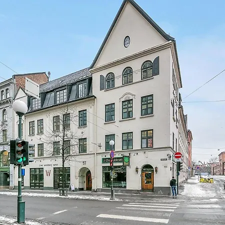 Three Bedroom In Oslo, Radhusgata 28 דירה *