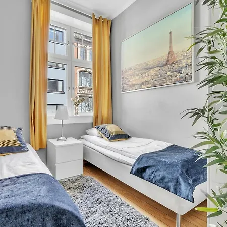 Three Bedroom In Oslo, Radhusgata 28 אוסלו